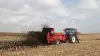 KUHN PS 235 ProSpread apron box spreader in action